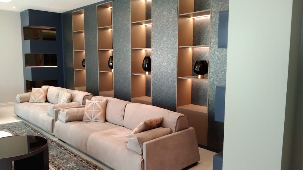 Decorative ceiling light installation